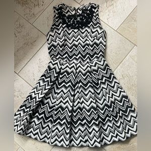 🐦🪺Dress . size 2